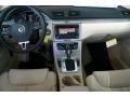 Deep Black - Passat Komfort Sedan Photo No. 16
