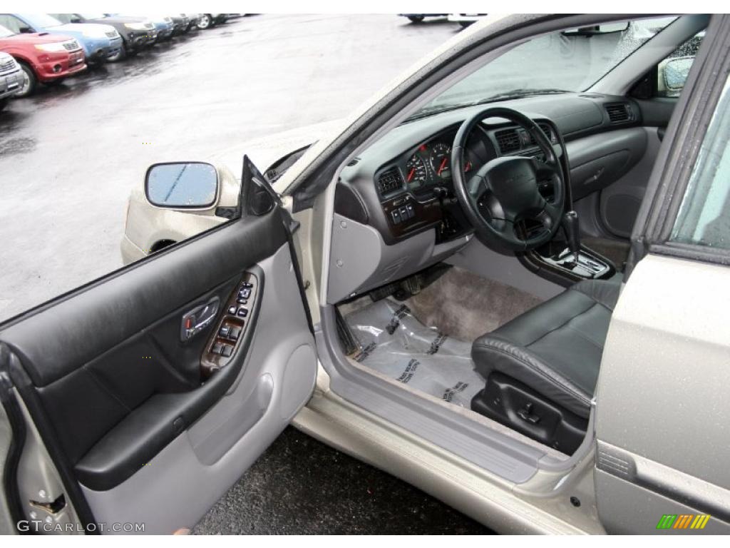 2004 Legacy 2.5 GT Wagon - Titanium Pearl / Black photo #10