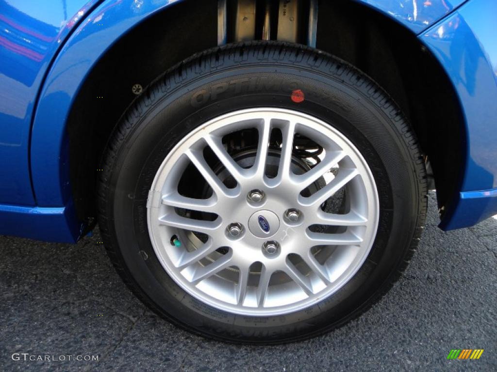 2010 Focus SE Sedan - Blue Flame Metallic / Medium Stone photo #14