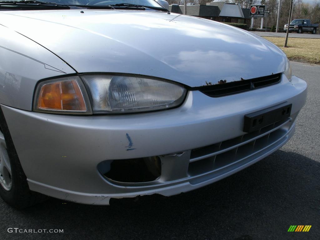 2002 Mirage LS Coupe - Munich Silver Metallic / Black photo #3