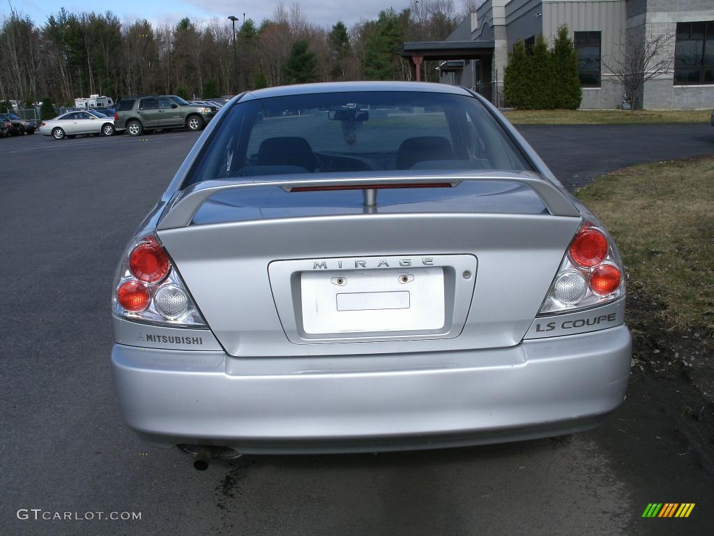 2002 Mirage LS Coupe - Munich Silver Metallic / Black photo #9