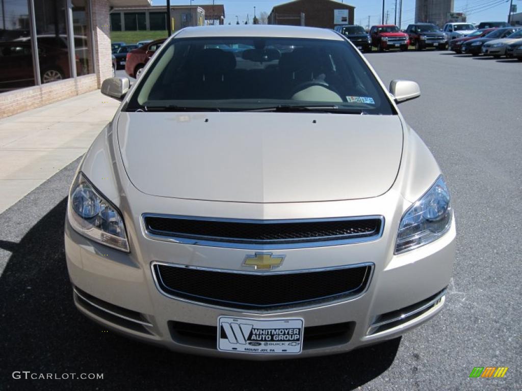 2010 Malibu LT Sedan - Gold Mist Metallic / Cocoa/Cashmere photo #2