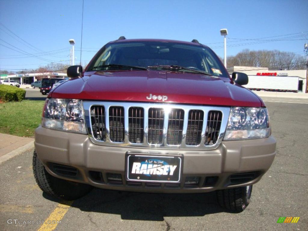 2003 Grand Cherokee Laredo 4x4 - Dark Garnet Red Pearl / Taupe photo #2