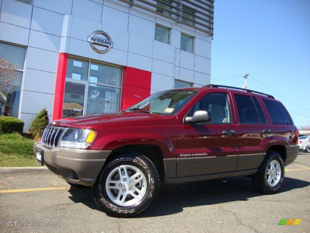 2003 Grand Cherokee Laredo 4x4 - Dark Garnet Red Pearl / Taupe photo #5