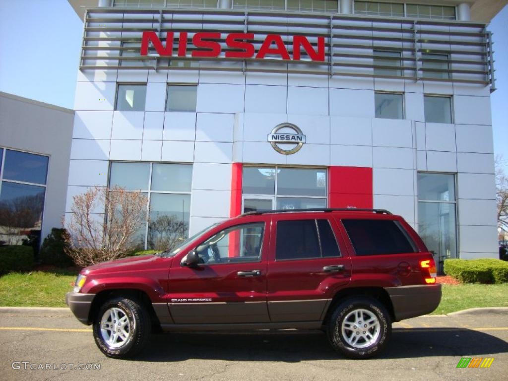 2003 Grand Cherokee Laredo 4x4 - Dark Garnet Red Pearl / Taupe photo #6