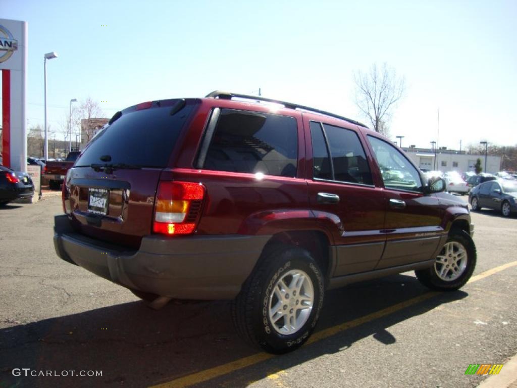 2003 Grand Cherokee Laredo 4x4 - Dark Garnet Red Pearl / Taupe photo #11