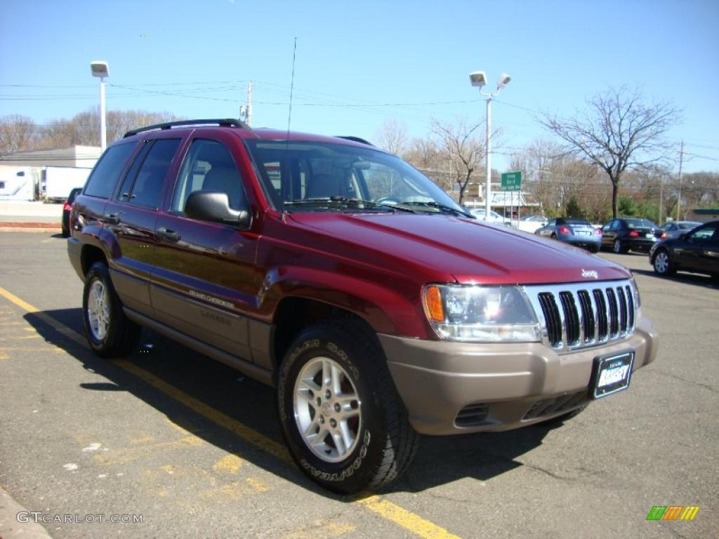 2003 Grand Cherokee Laredo 4x4 - Dark Garnet Red Pearl / Taupe photo #13