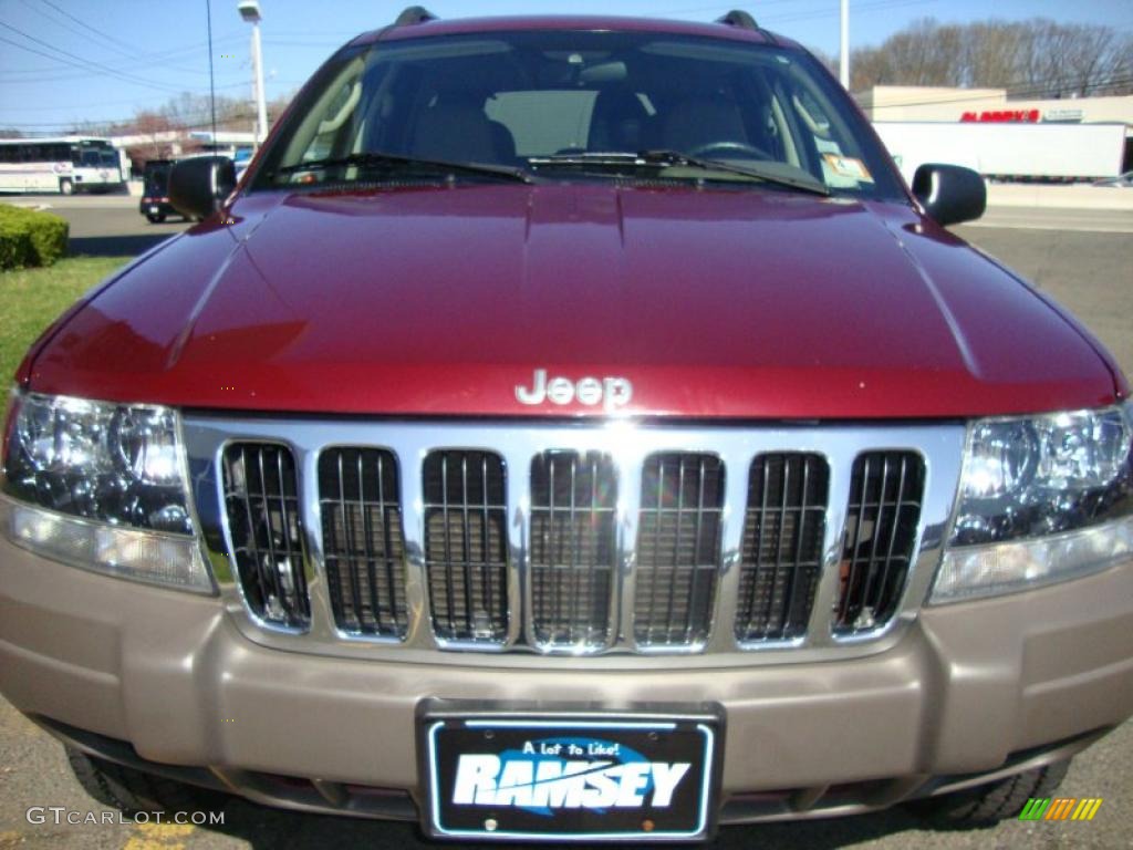 2003 Grand Cherokee Laredo 4x4 - Dark Garnet Red Pearl / Taupe photo #15
