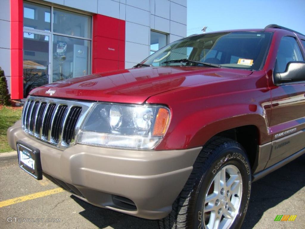 2003 Grand Cherokee Laredo 4x4 - Dark Garnet Red Pearl / Taupe photo #16