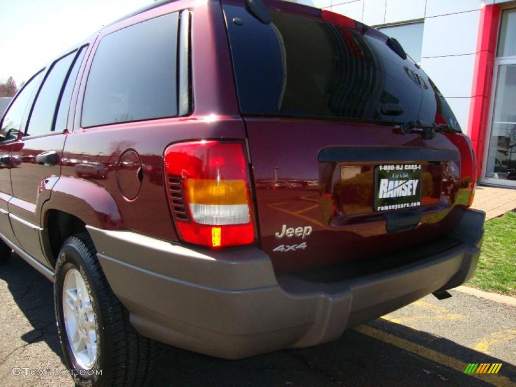2003 Grand Cherokee Laredo 4x4 - Dark Garnet Red Pearl / Taupe photo #18