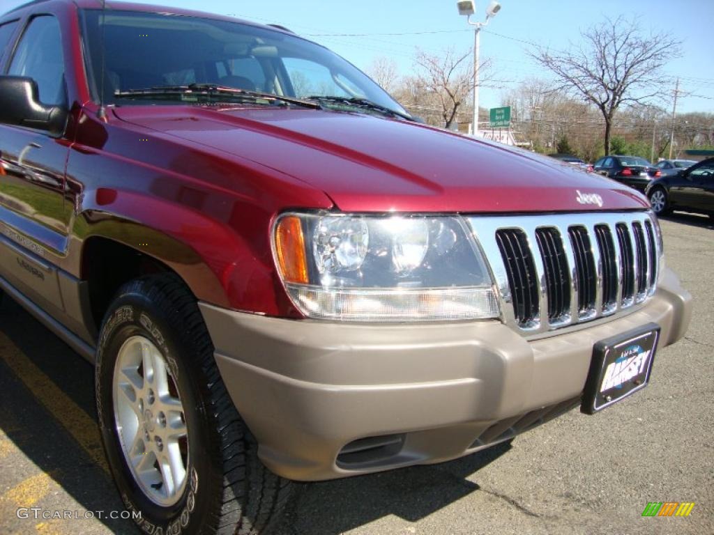 2003 Grand Cherokee Laredo 4x4 - Dark Garnet Red Pearl / Taupe photo #22