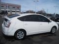 Super White - Prius Hybrid Photo No. 2