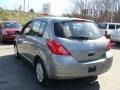 Magnetic Gray - Versa 1.8 S Hatchback Photo No. 7