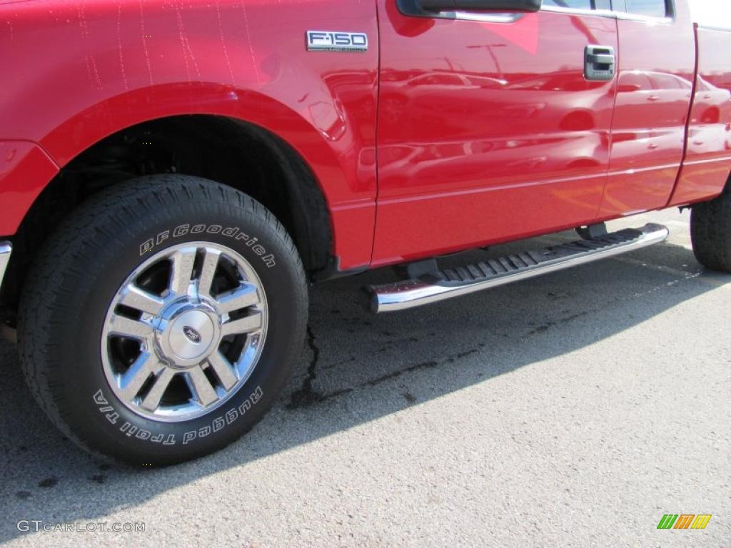 2006 F150 XLT SuperCab 4x4 - Bright Red / Medium/Dark Flint photo #3