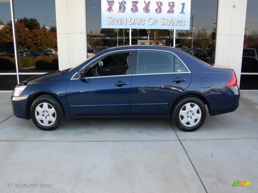2007 Accord LX Sedan - Royal Blue Pearl / Gray photo #6