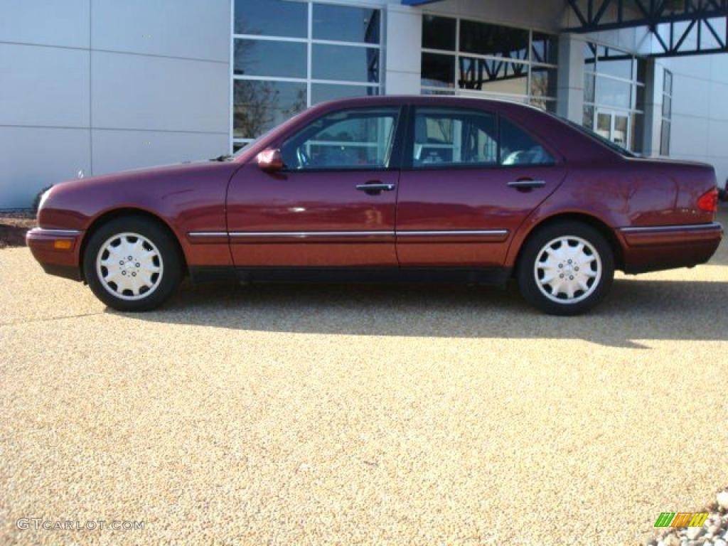1998 E 300TD Sedan - Ruby Red Metallic / Grey photo #3