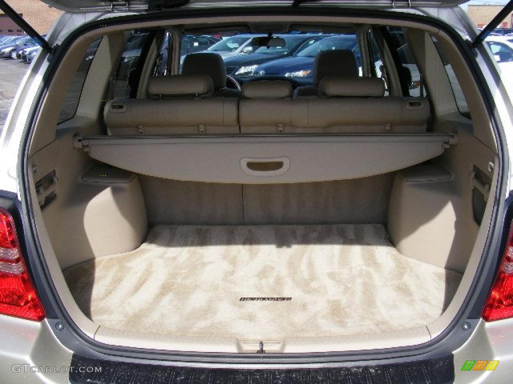 2002 Highlander Limited - Vintage Gold Metallic / Ivory photo #25