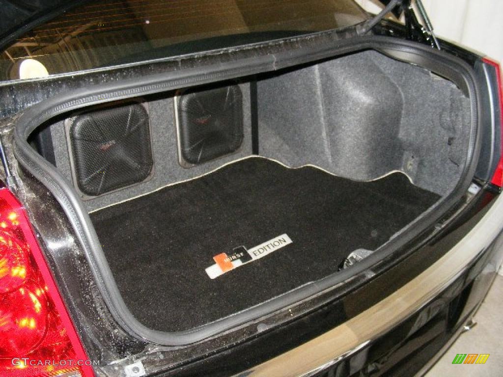 2008 Chrysler 300 C HEMI Hurst Edition Trunk Photos