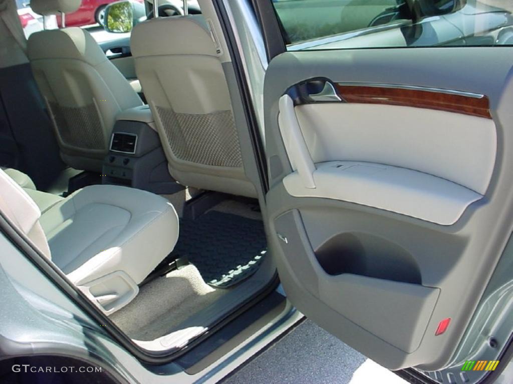 2007 Q7 3.6 Premium quattro - Sycamore Green Metallic / Limestone Grey photo #16