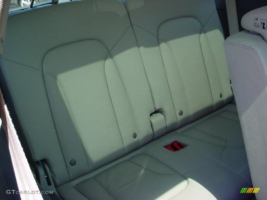 2007 Q7 3.6 Premium quattro - Sycamore Green Metallic / Limestone Grey photo #18