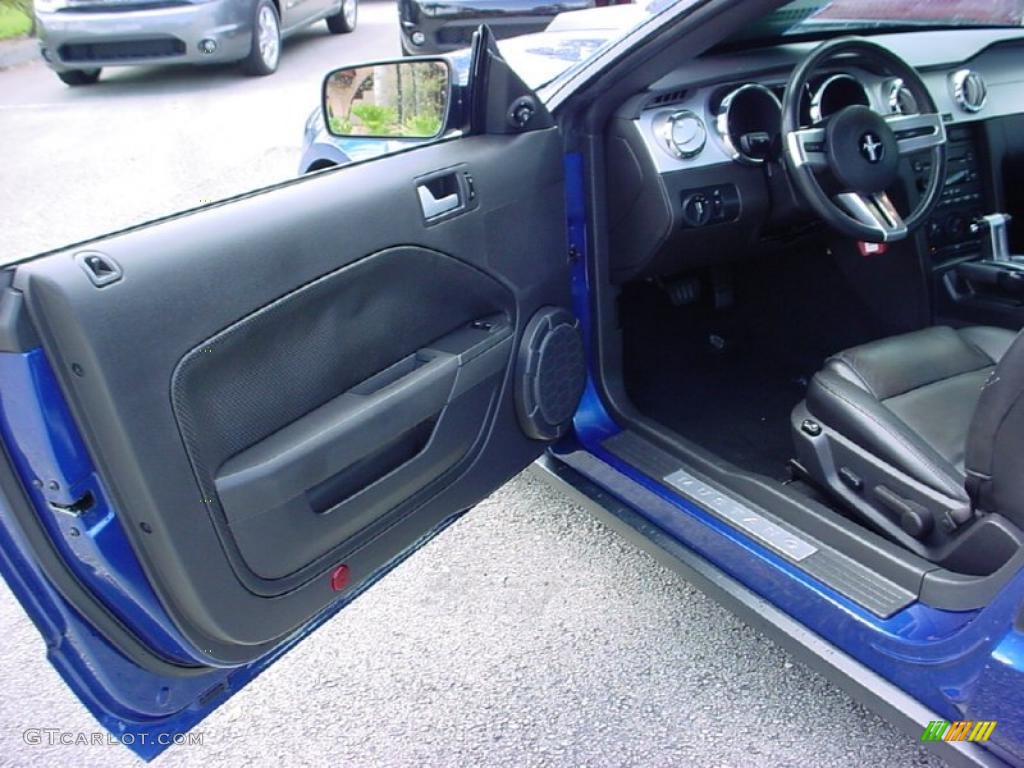 2007 Mustang V6 Premium Coupe - Vista Blue Metallic / Dark Charcoal photo #9