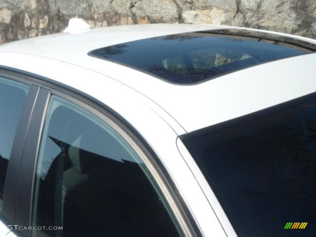 2007 3 Series 335i Sedan - Alpine White / Black photo #15