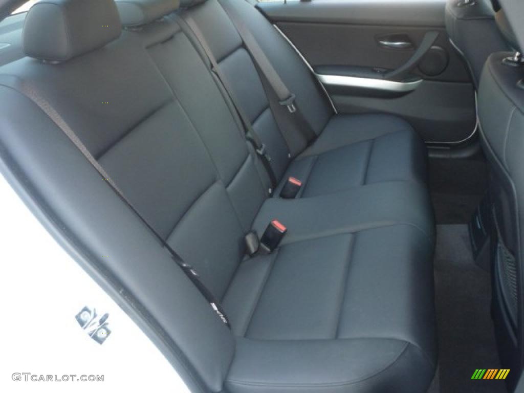 2007 3 Series 335i Sedan - Alpine White / Black photo #29