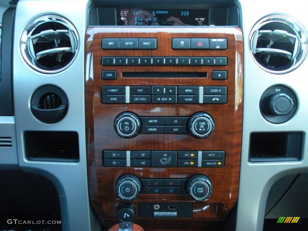 2010 F150 Lariat SuperCrew - Ingot Silver Metallic / Black photo #9