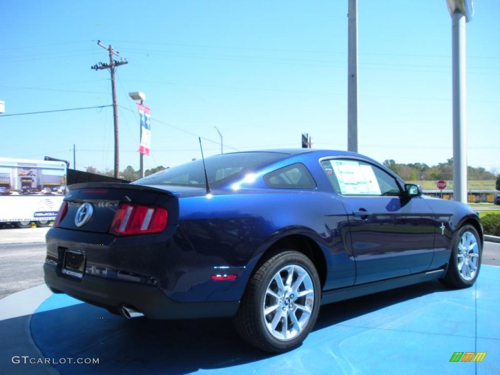 2010 Mustang V6 Premium Coupe - Kona Blue Metallic / Charcoal Black photo #3