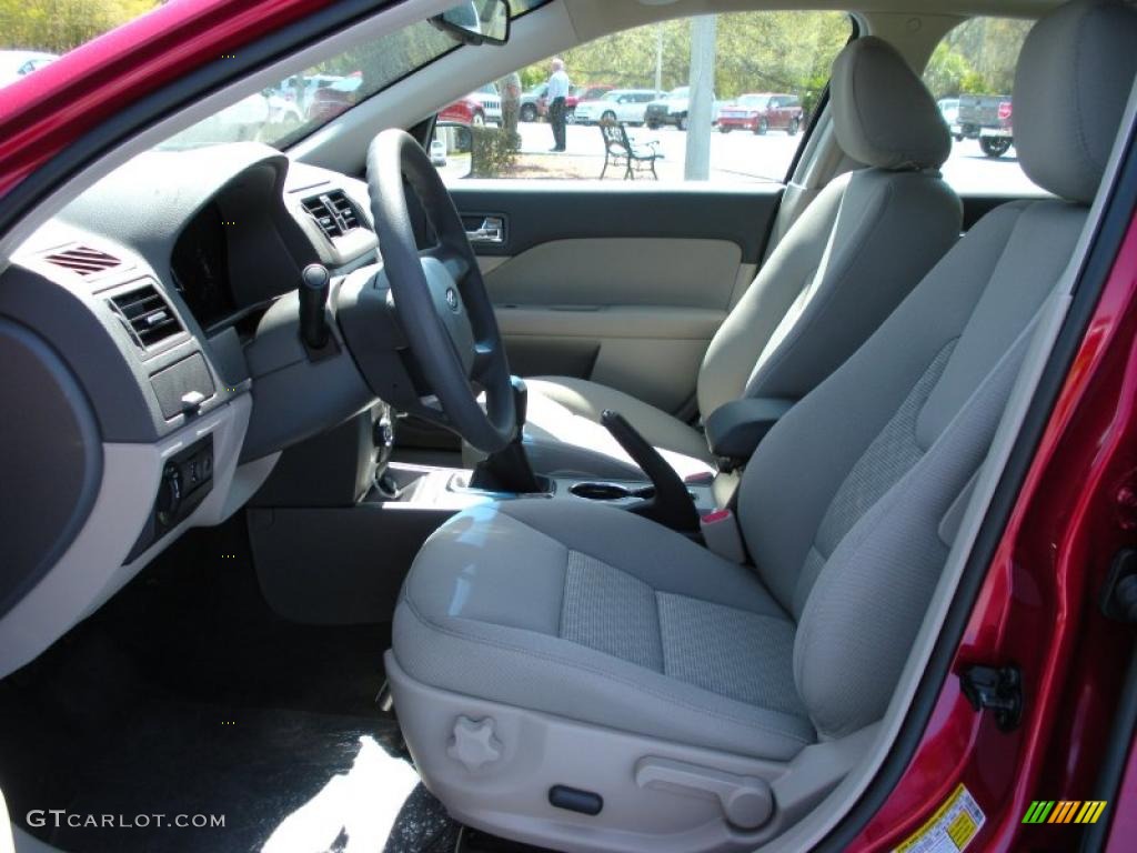 2010 Fusion SE - Sangria Red Metallic / Medium Light Stone photo #5