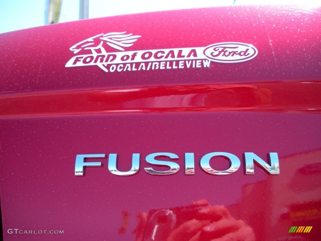 2010 Fusion SE - Sangria Red Metallic / Medium Light Stone photo #4