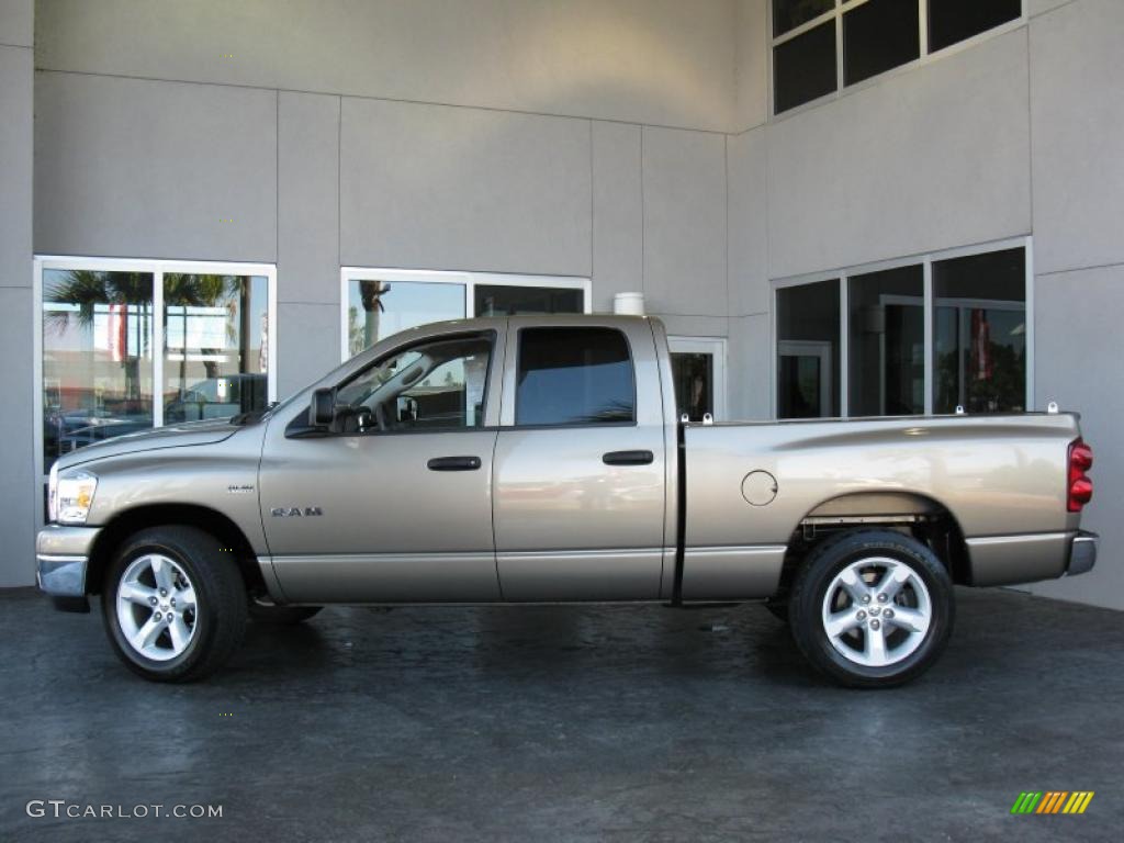 2008 Ram 1500 Big Horn Edition Quad Cab - Light Khaki Metallic / Medium Slate Gray photo #5