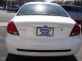 Vibrant White - Taurus SE Sedan Photo No. 5