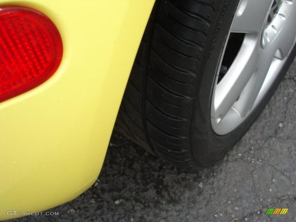 2001 New Beetle GLX 1.8T Coupe - Yellow / Black photo #15