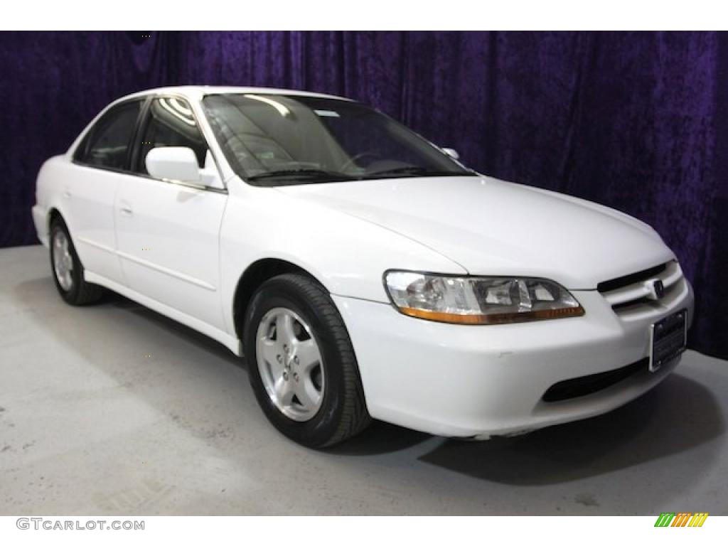 Taffeta White Honda Accord