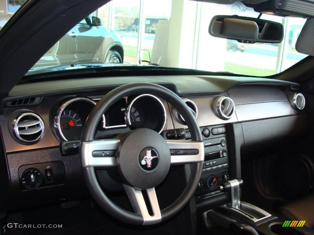 2007 Mustang GT Premium Convertible - Vista Blue Metallic / Dark Charcoal photo #17