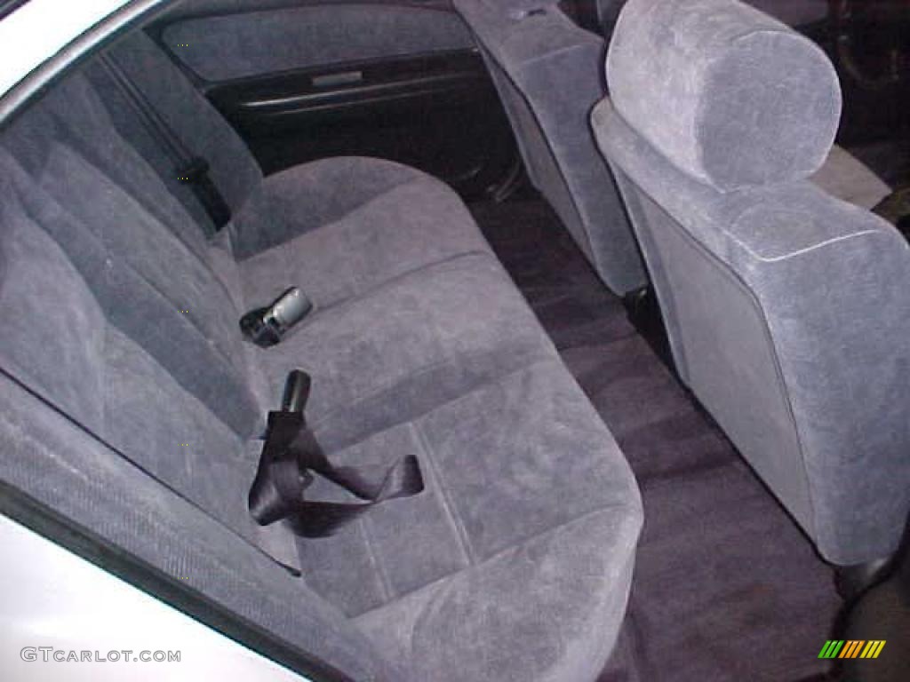 1998 Maxima  - Arctic White Pearl Metallic / Black photo #10