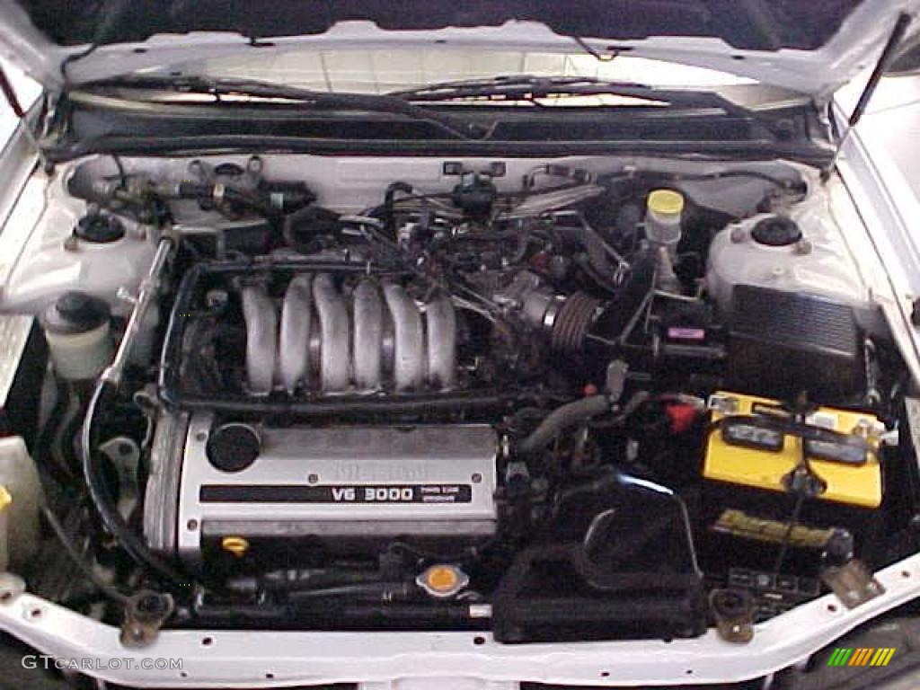 1998 Maxima  - Arctic White Pearl Metallic / Black photo #27