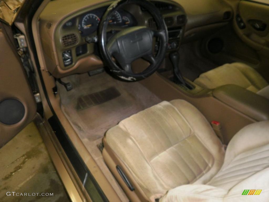 1998 Grand Prix GT Coupe - Gold Metallic / Camel photo #5