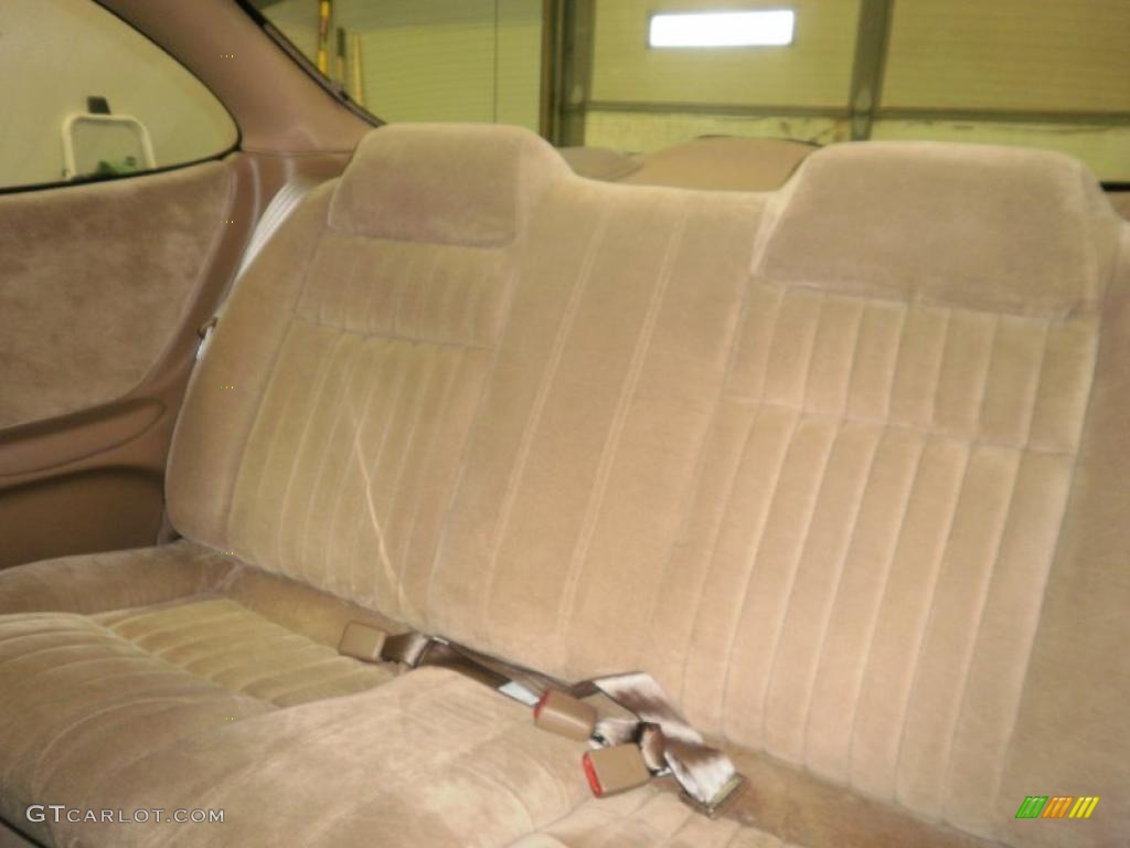 1998 Grand Prix GT Coupe - Gold Metallic / Camel photo #8