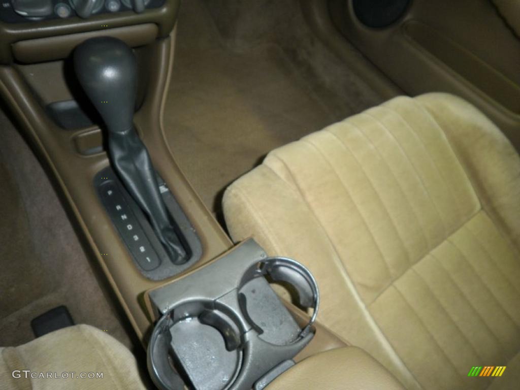 1998 Grand Prix GT Coupe - Gold Metallic / Camel photo #23