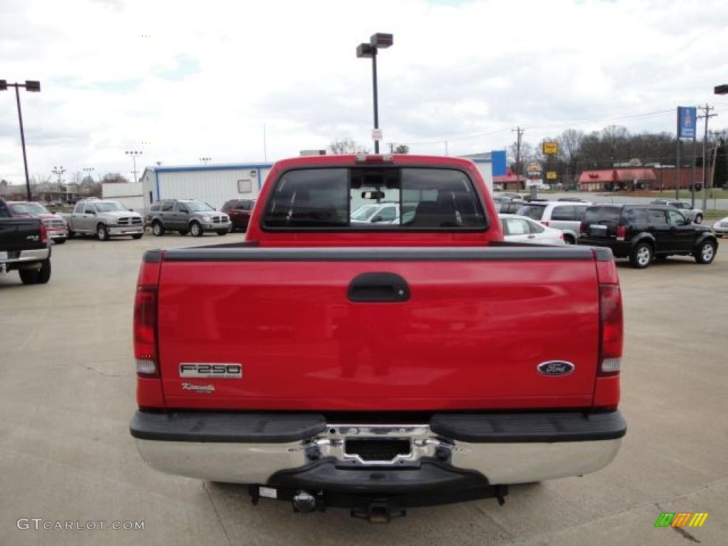 2006 F250 Super Duty Lariat Crew Cab - Red Clearcoat / Medium Flint photo #4