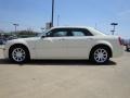Cool Vanilla - 300 C HEMI Photo No. 6