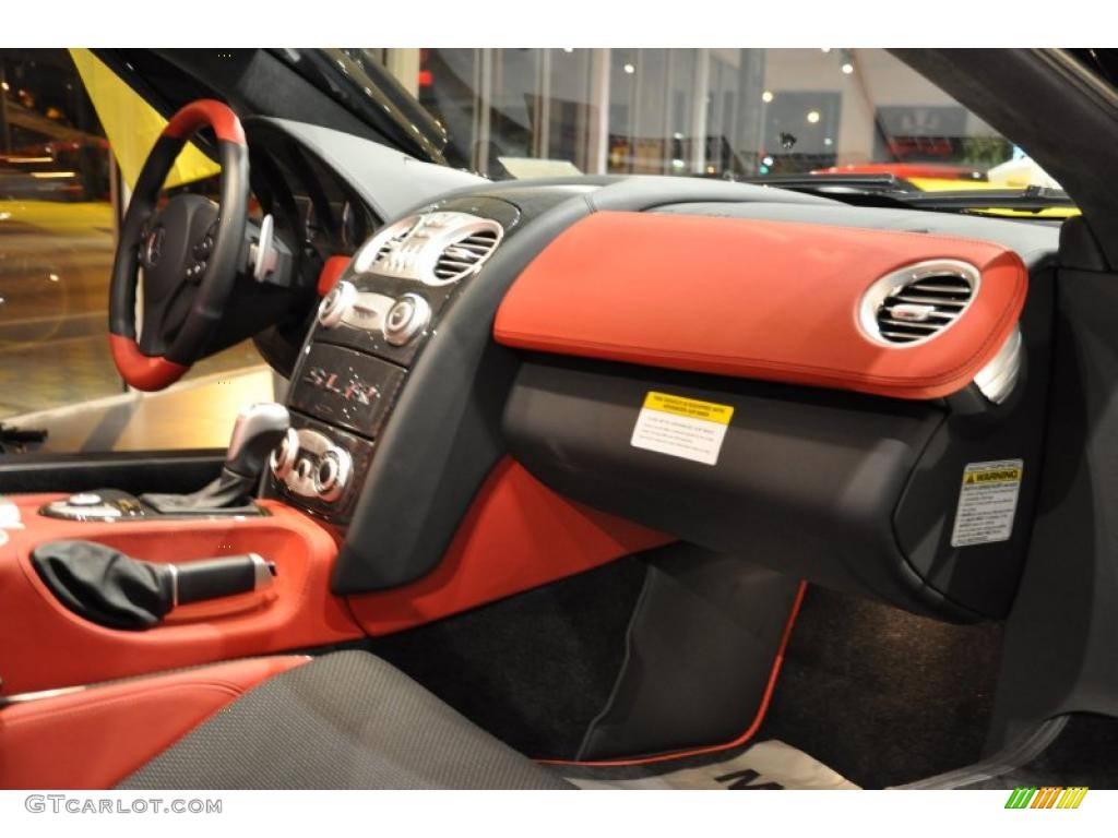 2009 Mercedes-Benz SLR McLaren Roadster 300SL Red Dashboard Photo #27619178