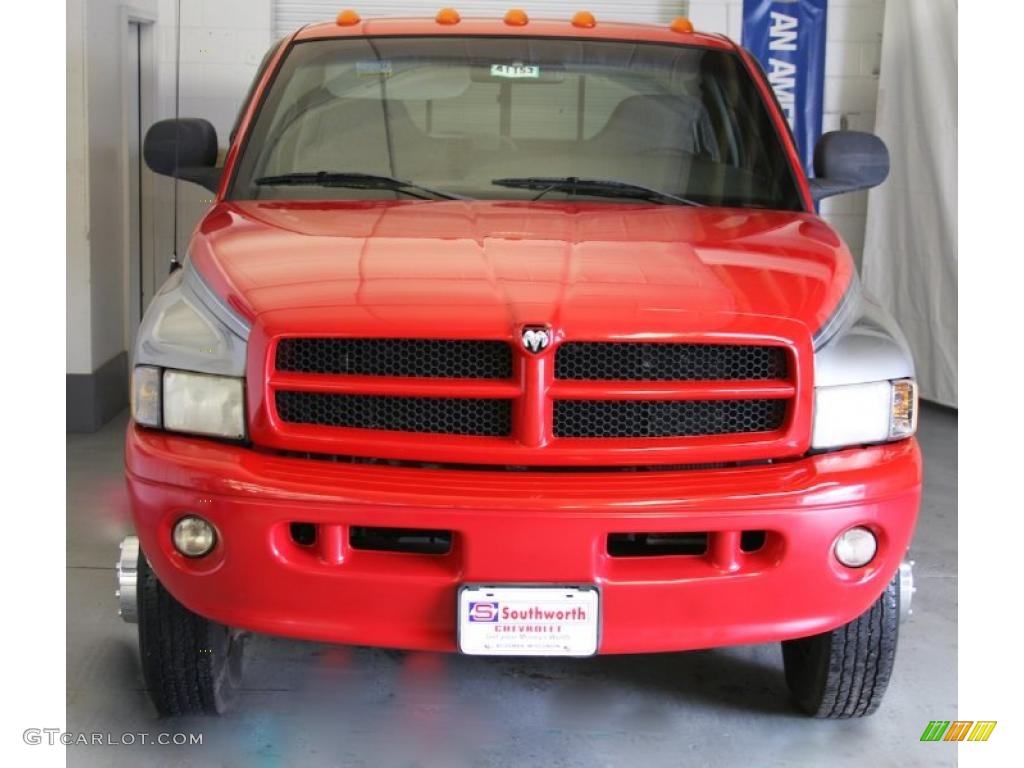 2000 Ram 3500 ST Extended Cab Dually - Flame Red / Mist Gray photo #2