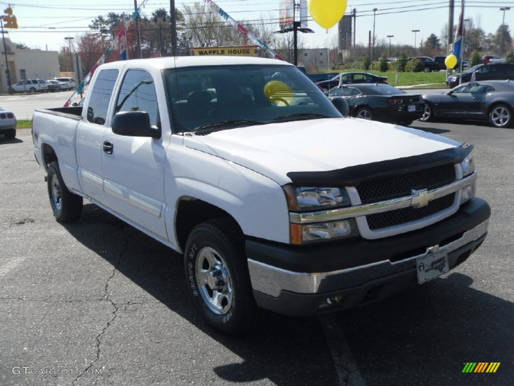 2004 Silverado 1500 LS Extended Cab 4x4 - Summit White / Dark Charcoal photo #5