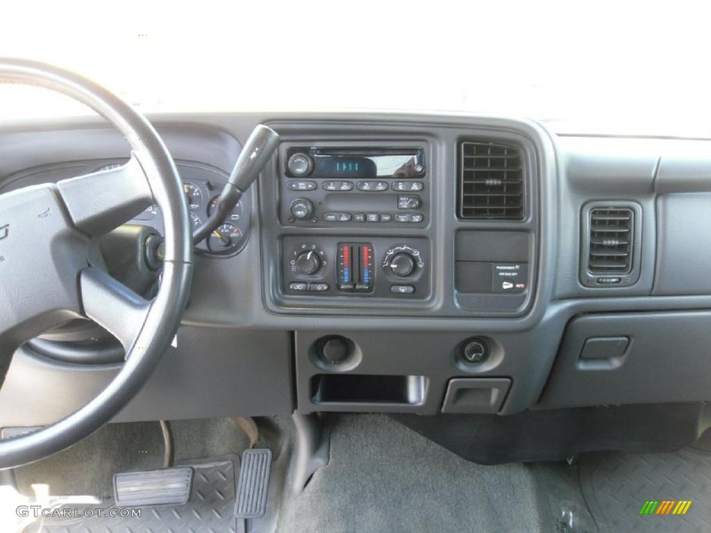 2004 Silverado 1500 LS Extended Cab 4x4 - Summit White / Dark Charcoal photo #13