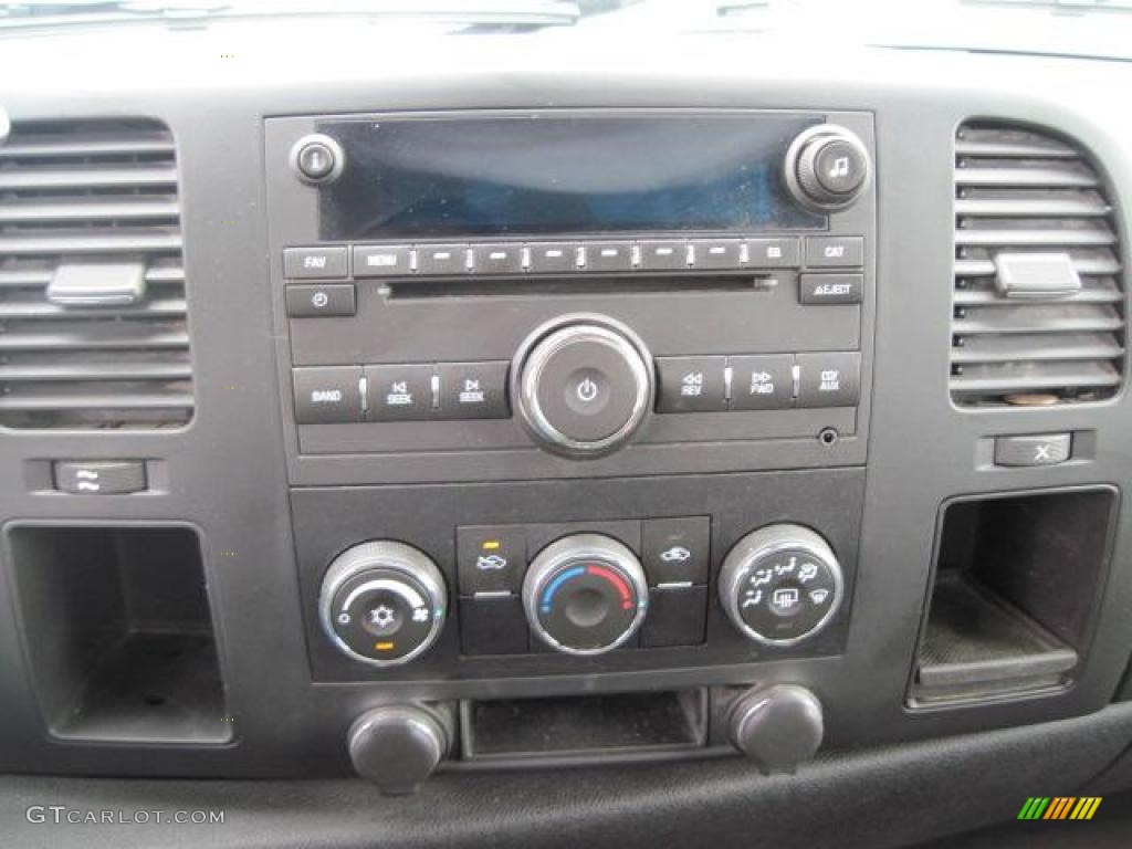 2007 Silverado 1500 LT Regular Cab - Black / Ebony Black photo #8