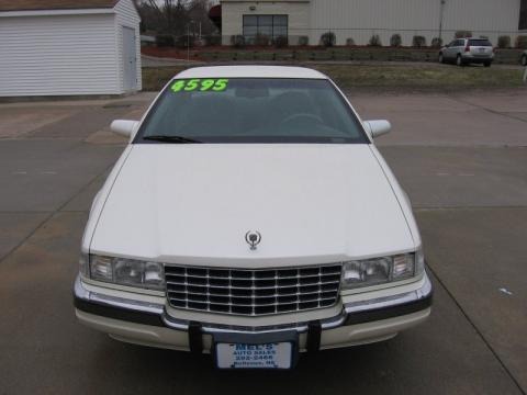 1996 Cadillac Seville SLS Data, Info and Specs