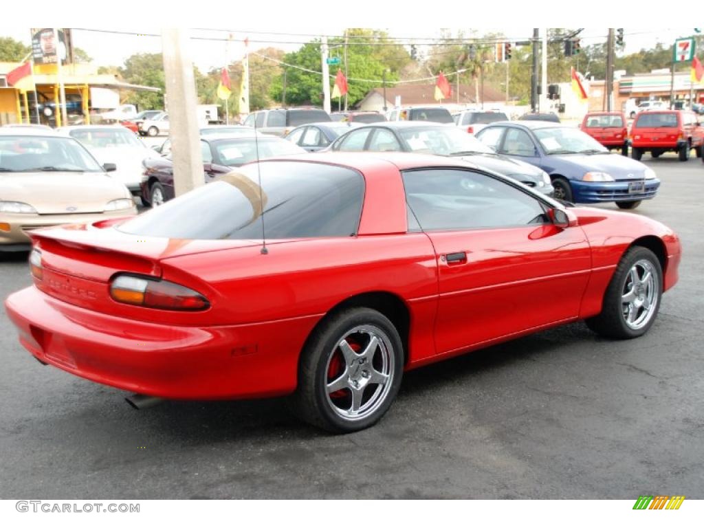 1997 Camaro RS Coupe - Bright Red / Medium Grey photo #5